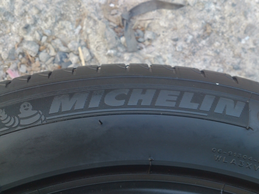 ขายยาง MICHELIN PRIMACY 205/55R16 ยางสัปดาห์ที่27 ปี13 ดอกยางสวยลึกเท่ากัน (ไม่มีปะ) จำนวน 1 ชุด