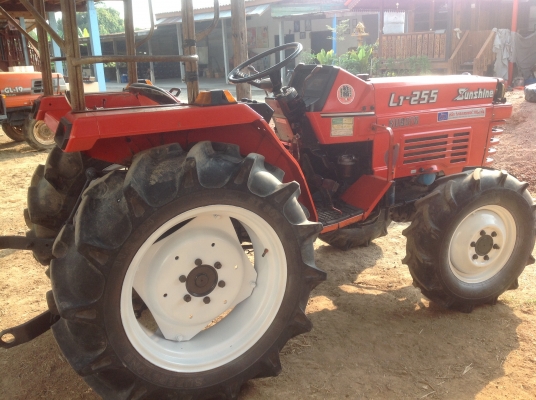ปัญญาแทรคเตอร์มาแล้ว...จัดมาให้ครับ คูโบต้า L1-255 ตัวเปล่า( ไม่ใช่ไฟฟ้าคับ)จัดส่งอ.ไทรงาม จ.กำแพงเพชร