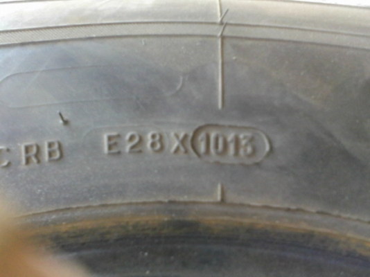 ขายยาง michelin XCD 215R14 ปี1013/2911