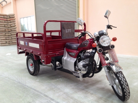 รถมอเตอร์ไซค์3ล้อ +กระบะบรรทุกของ