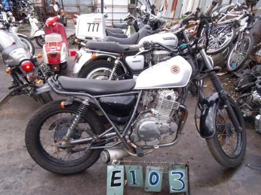 ***ขายรถก้อน suzuki grasstracker 250 cc สดๆจากยุ่น ปี 2001 อัฟ ถูกๆคันล่ะ 35000 มาดู*** ของมีเลยนะครับ เอกสารอินวอยออกชื่อ ราคาก้อนประกอบบวก 2 พัน น้ำมันเครื่อง หัวเทียนใหม่ ปี 2001 ขึ้นทุกคันครับ ราคาถูกๆ 35000 ครับ นครสวรรค์ สนใจ 0858730704 ohm คอนหวัน*