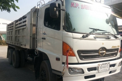 10ล้อดั้ม HINO MEGA 320 UROII ปี48 รถวิ่งดิน