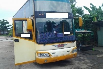 รถบัส HINO VIPชั้นครึ่ง32ที่นั่งแอร์ห้องน้ำ เครื่องHO7Dเทอร์โบ(เครื่่องท้าย)