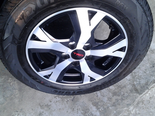 แม็กTRD ขอบ 16 พร้อมยางป้ายแดงยางปลายปี13 แม็กTRD ขอบ 16 พร้อมยางป้ายแดงยางปลายปี13