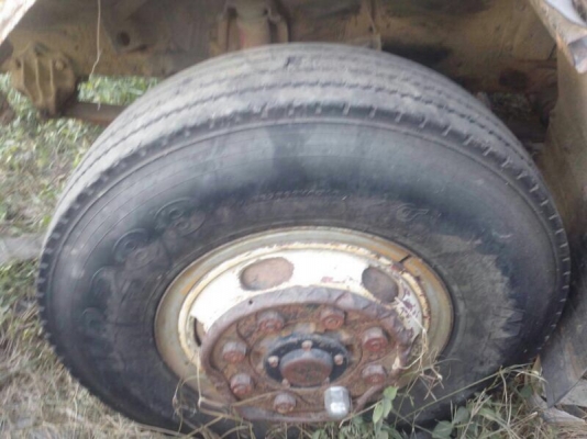 รถมิตซู 10 ล้อดั้ม FN527 - MA   191 แรงม้า.  ( ตามสภาพ )  สนใจติดต่อ 081 - 6079515