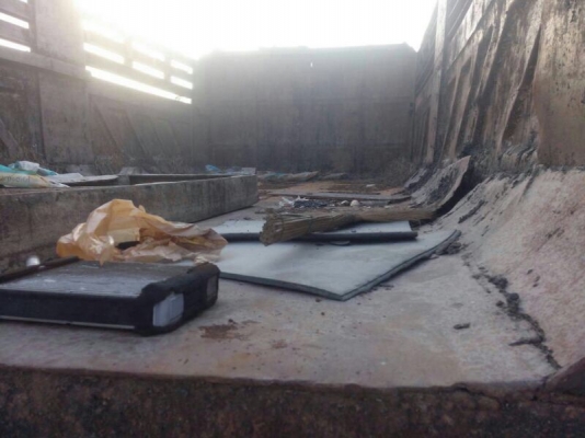 รถมิตซู 10 ล้อดั้ม FN527 - MA   191 แรงม้า.  ( ตามสภาพ )  สนใจติดต่อ 081 - 6079515