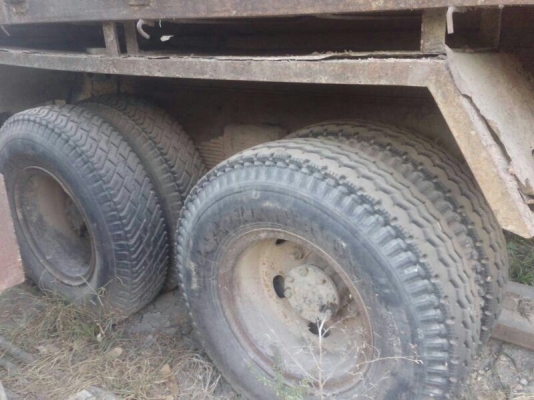 รถมิตซู 10 ล้อดั้ม FN527 - MA   191 แรงม้า.  ( ตามสภาพ )  สนใจติดต่อ 081 - 6079515