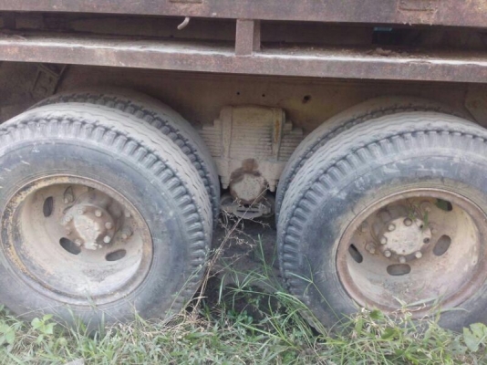 รถมิตซู 10 ล้อดั้ม FN527 - MA   191 แรงม้า.  ( ตามสภาพ )  สนใจติดต่อ 081 - 6079515