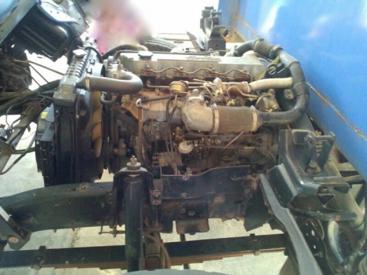 รถอีซูซุ 6 ล้อ รั้ว  NPR  130 แรงม้า. ปี 46   สนใจติดต่อ 081 - 6079515