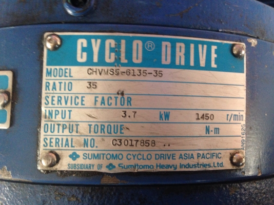 ขายมอเตอร์เกียร์หน้าแปรน Sumitomo 5 HP. 380V อัตราทด 1:35 สภาพสวยมาก พร้อมใช้งาน มี 5 ตัวครับ