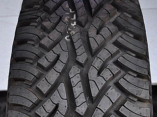 ยางใหม่ปี 2013 ขนาด 245-70 R16 ดอก AT ราคาไม่แพง