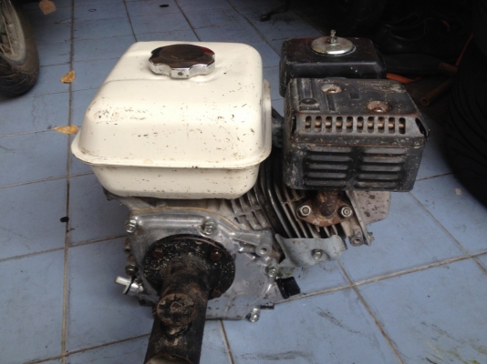 เครื่องเอนกประสงค์ HONDA-GX160 5เเรงครึ่งสภาพดีใช้งานได้ปกติ เครื่องเอนกประสงค์ HONDA-GX160 5เเรงครึ่งสภาพดีใช้งานได้ปกติ