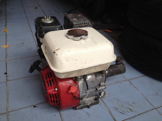 เครื่องเอนกประสงค์ HONDA-GX160 5เเรงครึ่งสภาพดีใช้งานได้ปกติ เครื่องเอนกประสงค์ HONDA-GX160 5เเรงครึ่งสภาพดีใช้งานได้ปกติ