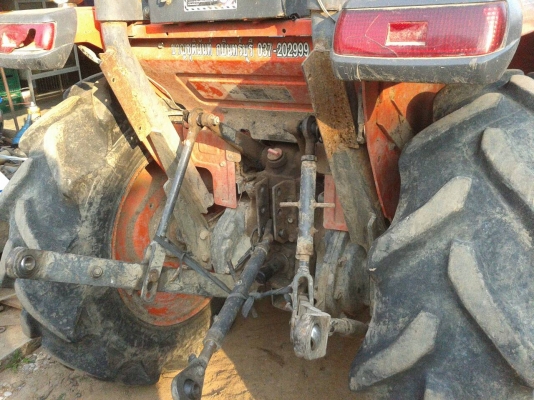ขายรถไถ KUBOTA L3608 ดันหน้าคานโค้ง รถไร่ไม่เคยลงนา สภาพเดิมๆไม่ได้ทำสีใหม่