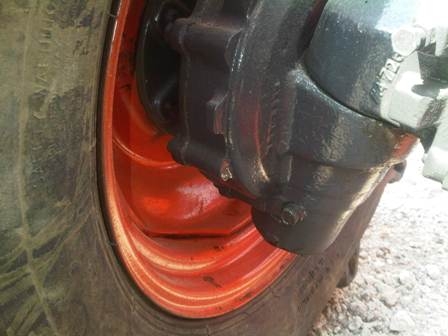 ขายรถไถ Kubota L 3408 (4WD) พร้อมดันหน้าของใหม่