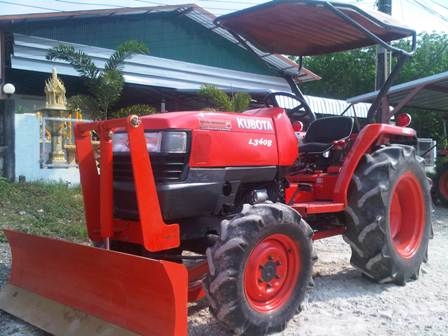 ขายรถไถ Kubota L 3408 (4WD) พร้อมดันหน้าของใหม่