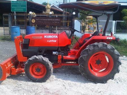 ขายรถไถ Kubota L 3408 (4WD) พร้อมดันหน้าของใหม่