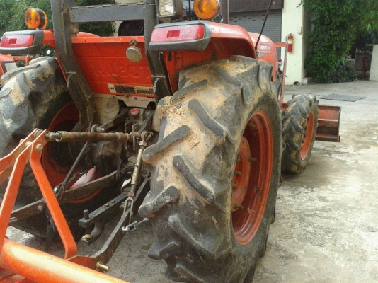 ขายรถไถ KUBOTA L4708 ดันหน้า โรตารี่ รถสภาพเดิมๆไม่ได้ทำสีใหม่ พร้อมใช้งาน