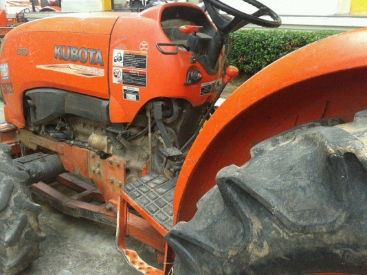 ขายรถไถ KUBOTA L4708 ดันหน้า โรตารี่ รถสภาพเดิมๆไม่ได้ทำสีใหม่ พร้อมใช้งาน