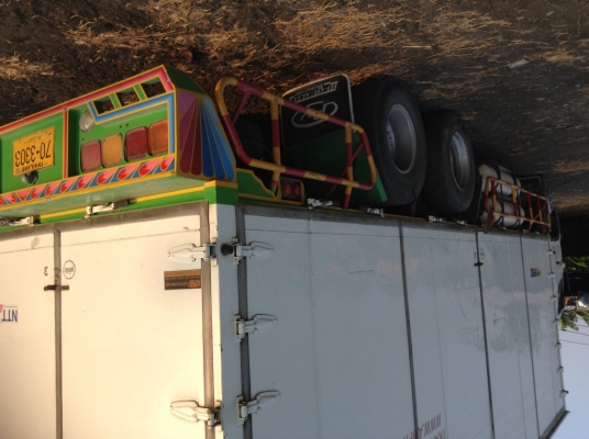 ขายตู้แห้งเปิด10 บาน  ยาว7.50 เมตร