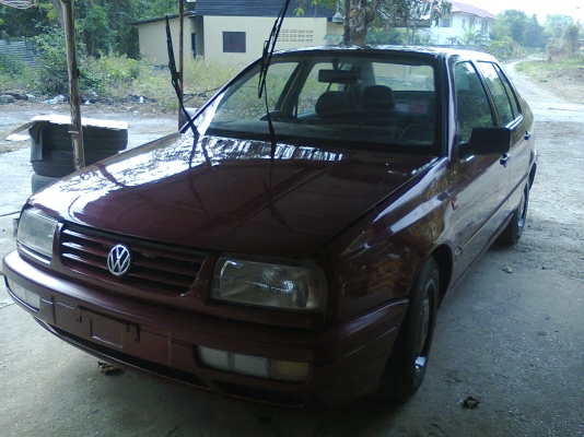 ขายครับ VOLKSWAGEN VENTO 1.8  ปี 93 ออโต้ เพาร์เวอร์