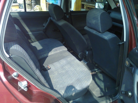 ขายครับ VOLKSWAGEN VENTO 1.8  ปี 93 ออโต้ เพาร์เวอร์