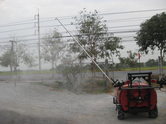 รถพ่นสารเคมี