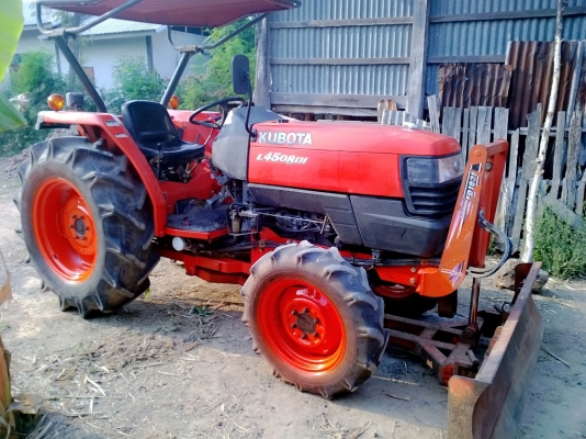 ขายแทรกเตอร์คูโบต้า L4508 Di มีใบมีดดันดินผาล6พร้อมใช้งานครับ ขายแทรกเตอร์คูโบต้า L4508 Di มีใบมีดดันดินผาล6พร้อมใช้งานครับ