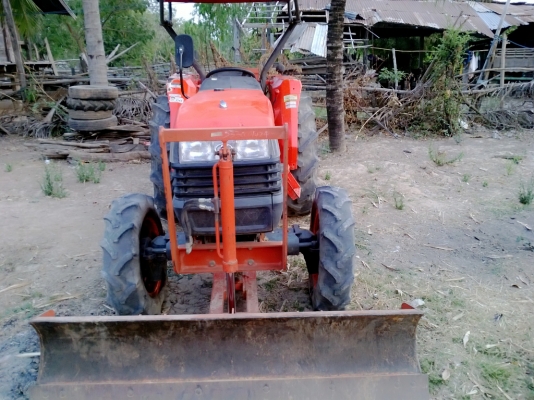 ขายแทรกเตอร์คูโบต้า L4508 Di มีใบมีดดันดินผาล6พร้อมใช้งานครับ ขายแทรกเตอร์คูโบต้า L4508 Di มีใบมีดดันดินผาล6พร้อมใช้งานครับ
