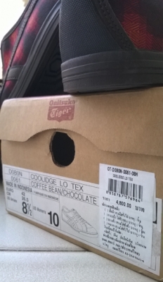 รองเท้า Onitsuka tiger สีน้ำตาล ของแท้ครับ ยังไม่ได้ใช้งาน