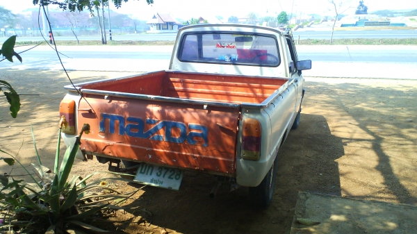 รถกระบะ Mazda 1000 รถพร้อมใช้งาน มีทะเบียนครบ พร้อมชุดโอน รถราคาประหยัด ชอบที่ราคาเท่าไรต่อรองกันได้ครับ