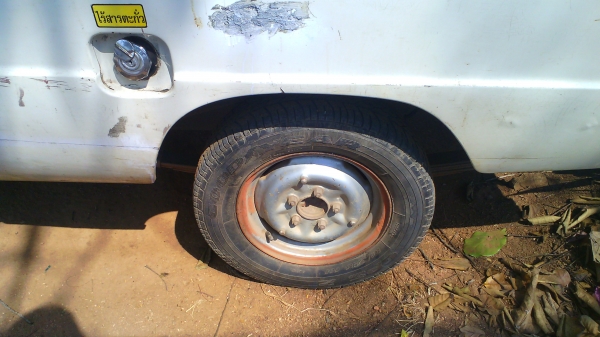 รถกระบะ Mazda 1000 รถพร้อมใช้งาน มีทะเบียนครบ พร้อมชุดโอน รถราคาประหยัด ชอบที่ราคาเท่าไรต่อรองกันได้ครับ