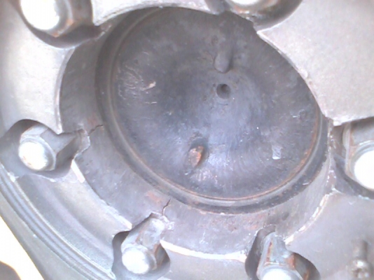 ขายยาง 255/70R15 ปี2012 ลดเหลือแค่ 5000บาท