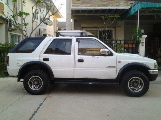 ขายยาง 255/70R15 ปี2012 ลดเหลือแค่ 5000บาท