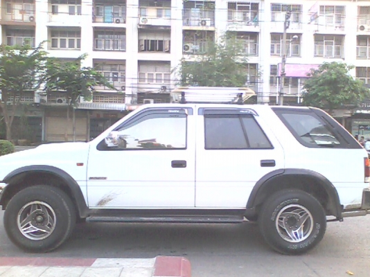 ขายยาง 255/70R15 ปี2012 ลดเหลือแค่ 5000บาท