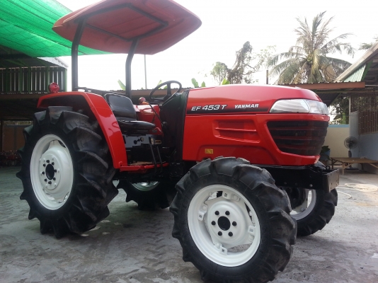 แทรกเตอร์ยันร์ม่า EF453T 4  WD 2 เพลา ตัวเปล่าพร้อมใช้งาน