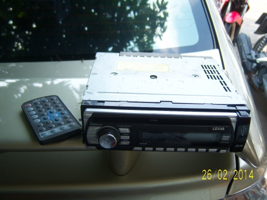 วิทยุรถยนต์ LEXIA  dvd usb ใช้งานได้ปกติ