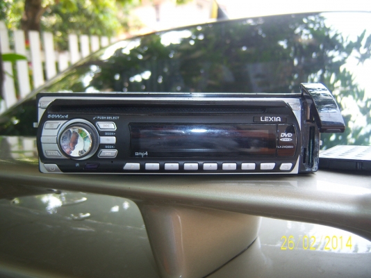วิทยุรถยนต์ LEXIA  dvd usb ใช้งานได้ปกติ