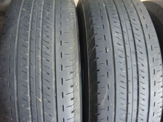 ขายยาง Bridgestone Duravis 215/70/15 ปี12