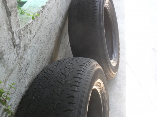 ยาง MAXXIS 215/70R16 ปี09 สวยๆ 1 คู่ ราคา 900 บาท