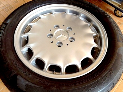 แม็กซ์ BENZ 16นิ้ว S Class W140 ET51 พร้อมยางดอกลึก MICHELIN 225-55-16 ใหม่ท้ั้งชุด ตจว ส่งได้ครับ แม็กซ์ BENZ 16นิ้ว S Class W140 ET51 พร้อมยางดอกลึก MICHELIN 225-55-16 ใหม่ท้ั้งชุด ตจว ส่งได้ครับ