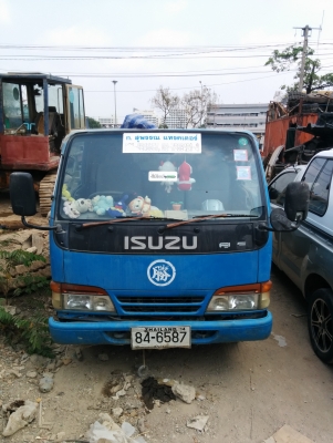 ขายรถดั้ม 6 ล้อเล็ก Isuzu NKR