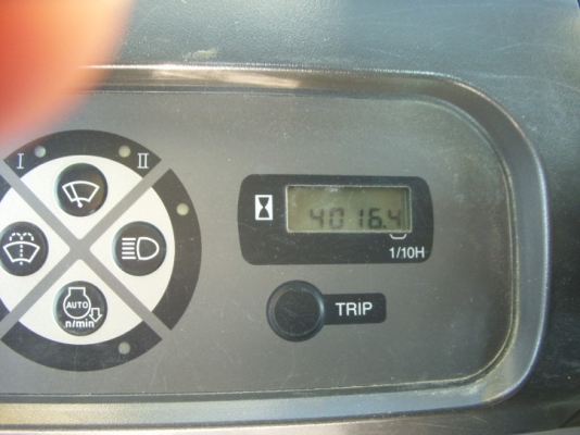 New stock Sumiotmo SH200-5 ปี 2010 แค่ 4000 ชั่วโมง หาอยู่รับรองชอบครับ