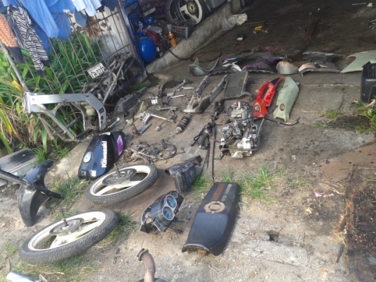 ขายรถเซอร์ปีสวยๆคันเทพมี 2คัน/และขายแยกอะไหล่รถเซอร์ปีโก้ด้วยมีทะเบียนครบทั้ง2คัน