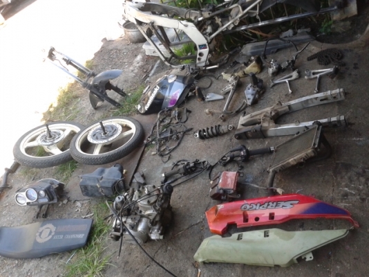 ขายรถเซอร์ปีสวยๆคันเทพมี 2คัน/และขายแยกอะไหล่รถเซอร์ปีโก้ด้วยมีทะเบียนครบทั้ง2คัน