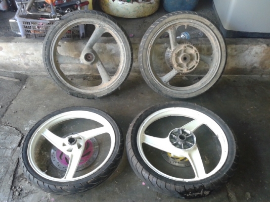 ขายรถเซอร์ปีสวยๆคันเทพมี 2คัน/และขายแยกอะไหล่รถเซอร์ปีโก้ด้วยมีทะเบียนครบทั้ง2คัน