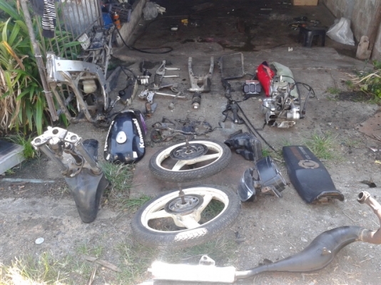 ขายรถเซอร์ปีสวยๆคันเทพมี 2คัน/และขายแยกอะไหล่รถเซอร์ปีโก้ด้วยมีทะเบียนครบทั้ง2คัน