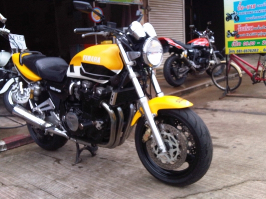 ขายรึแลกตัว 400 คับ XJR1200 อินวอยส์ สรรพสามิตร สนใจ ติดต่ออ 081-0578282