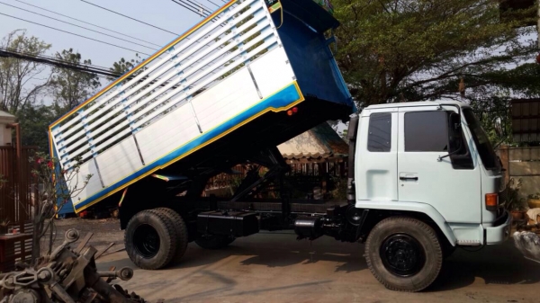 ขาย6ล้อดั้มFTR11NY ติดต่อคุนไก่086-1237456