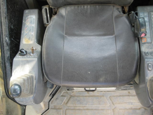 ขายด่วน!!! รถขุด สินค้าอยู่ที่ญี่ปุ่น ยี่ห้อ CATERPILLAR รุ่น 313CCR ซีเรียล HGF01473 ขายตามสภาพ ราคาพิเศษ ต่อรองราคาได้